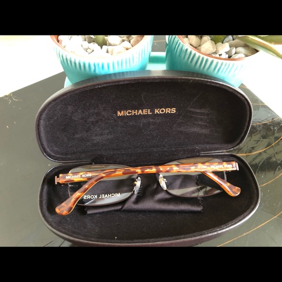Michael Kors Eyeglasses - Picture 3 of 8